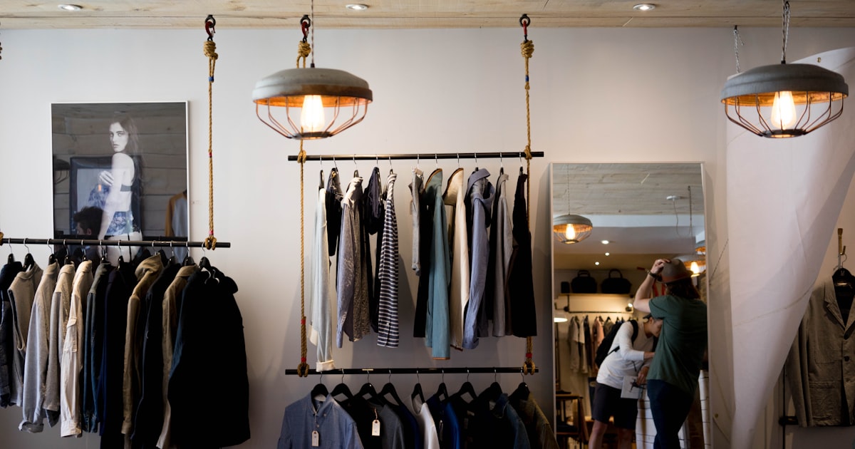 AI Agents for Retail: How Stores Are Automating Sales, Support, and Inventory — Woyce Technologies